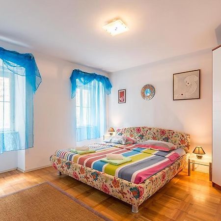 North Wall Apartment Спліт Екстер'єр фото